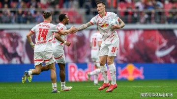 点石成金！德甲“魔球工厂”运营哲学，卖出球员可组成一套豪华阵容