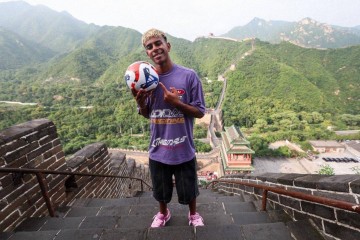 18岁前已封神！亚马尔刷爆足坛纪录簿