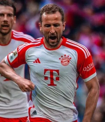 恭喜曼联！41球12助神锋欲加盟，巅峰回归复刻伊布神迹