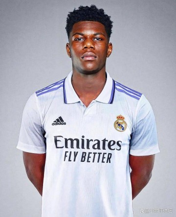 皇马再现神操作神操作！皇家马德里900万欧锁定意甲天才，楚阿梅尼替身已定