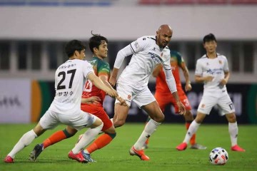 7月22日(4场比赛前瞻)光州FC VS 金泉尚武；流浪者VS帕纳辛奈科斯