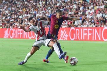 西甲回顾：奥尔默首秀献绝杀，巴萨三连胜登顶，拉波尔塔当代奸雄