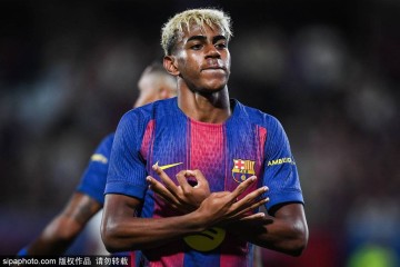 巴塞罗那5-0大胜意甲球队，弗里克执教下的新赛季展望