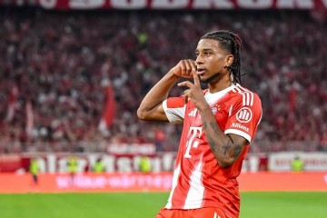 这钱花得值！拜仁2.18亿从英超淘来锋线三叉戟，包办新赛季2场8球